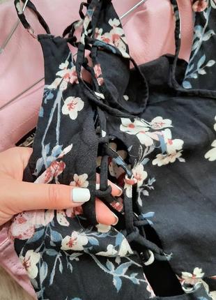 Воздушне плаття в квітковий принт3 фото
