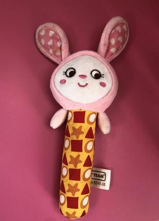Игрушка-пищалка baby team зайчик
