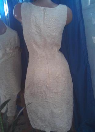 Фирменное, нюдового бежевого цвета платье-миди от george оригинал4 фото