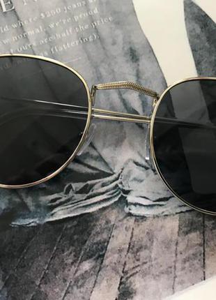 Стильные круглые солнцезащитные очки черные серебристая оправа round хит сезона бестселлер2 фото