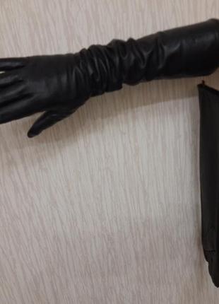 Шкіряні рукавички високі2 фото