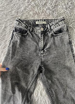 Стильні джинси mom