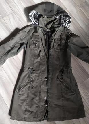 Кардиган, вітрівка