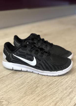 Кроссовки чёрные nike free 5.0 19,5 р