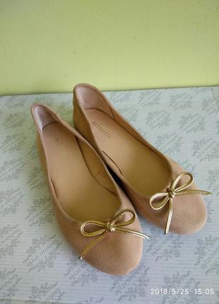 Балетки 36, 38 размер бренд minelli