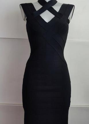 Стильное платье из коллекции karen millen  черного цвета