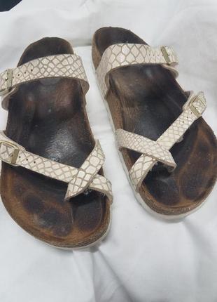 Шльопанці birkenstock