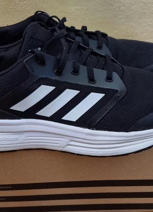 Мужские кроссовки adidas