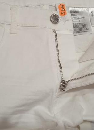 Белие шортики бренда h&m3 фото