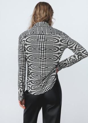 Zara трикотажная рубашка с принтом шахматка3 фото