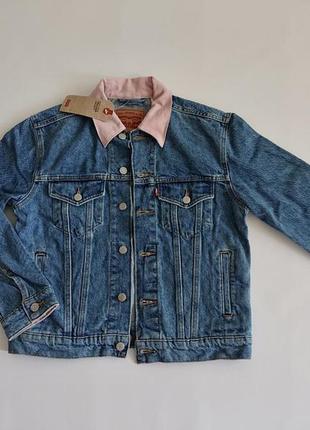 Жіноча джинсова куртка levi's