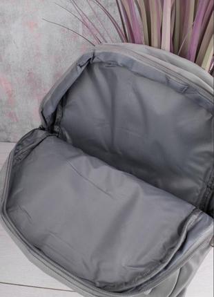 Сірий рюкзак 3