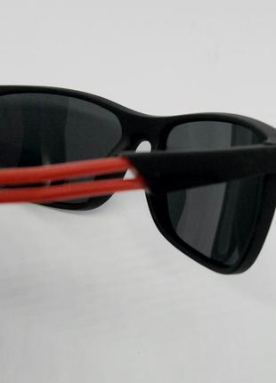 Cheysler sport очки мужские солнцезащитные черные поляризированные с красными вставками7 фото