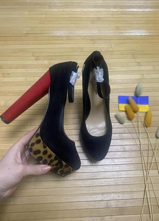 Туфлі босоніжки на високому каблуку шпильці justfab3 фото