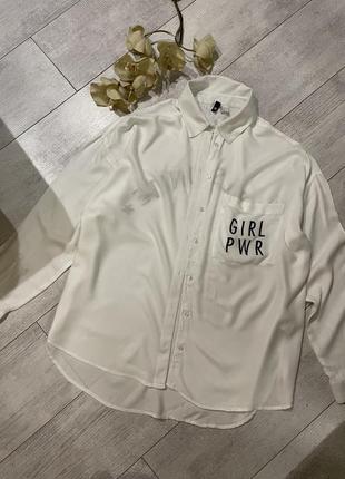 Крута біла сорочка H&M maje оверсайз з кишенею і написом прямого крою