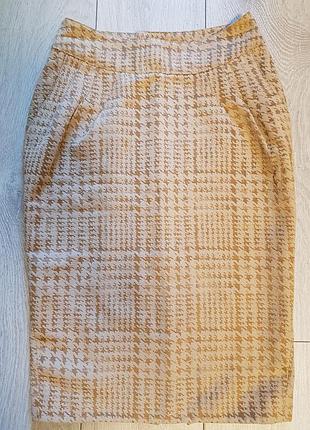 Щільна спідниця-олівець