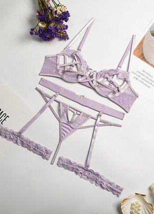 Эротический комплект белья с поясом и гартерами