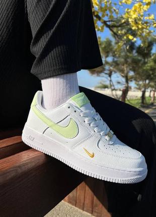 Nike air force 1 mini swoosh lime light новинка тренд кросівки найк форс білі салатові весна літо осінь салатовые белые кроссовки светятся в темноте