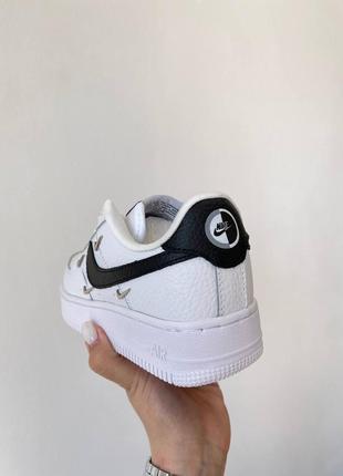 Nike airforce af1 lx chrome swooshees white black новинка трендові білі кросівки найк форс весна літо осінь белые трендовые кроссовки8 фото