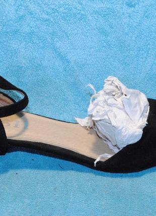 Босоніжки tsh 37 розмір 4