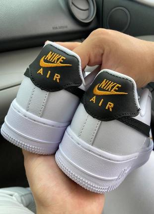 Nike air force 1 white black gold трендові кросівки найк форс білі весна літо осінь женские трендовые крутые белые кроссовки10 фото