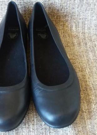 Туфлі-балетки crocs grace flat. натуральна шкіра. р. 8,5