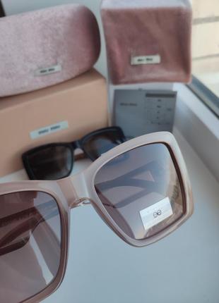 Красивые женские солнцезащитные очки классика eternal polarized3 фото
