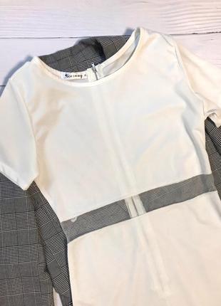 Міні сукня з вирізом 2