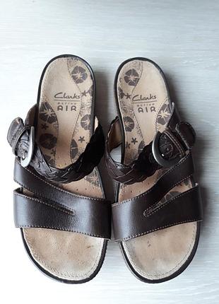 Шлёпки кожаные clarks  размер 38 вьетнам
