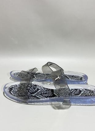 Шльопанці  ted baker