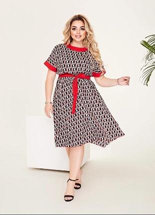 Стильне жіноче літнє плаття міді