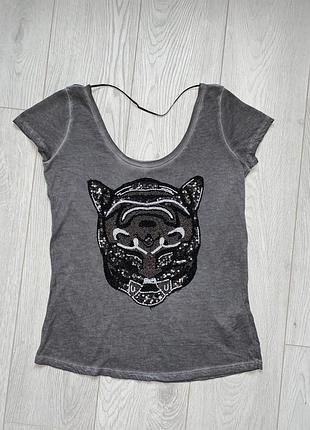 Bershka футболка