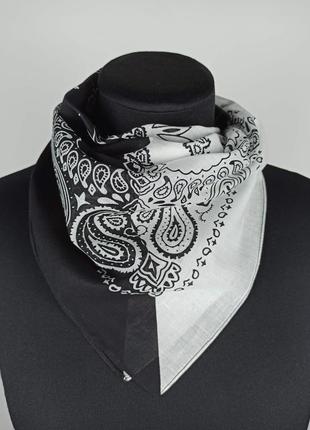 Бандана маленький платок повязка хлопок хустка на голову шею лицо руку черно-белая новая