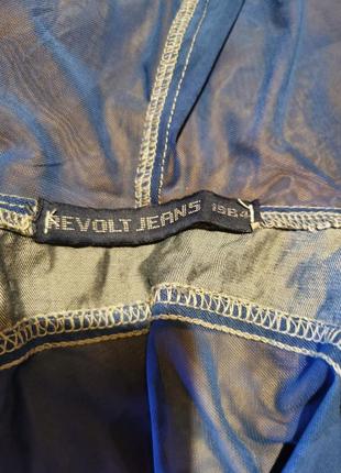 Бомбер сітка з джинсової обробкою куртка літня в принт напис особи revolt jeans на блискавці капюшон стразами7 фото