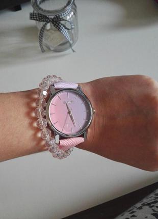 Годинник oktime. потрібна батарейка