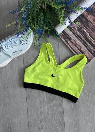 Спортивний топ nike