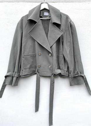 Короткий Плащ 2