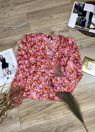 Vero moda нереально-гарна яскрава ефектна блуза топ з крутими рукавами