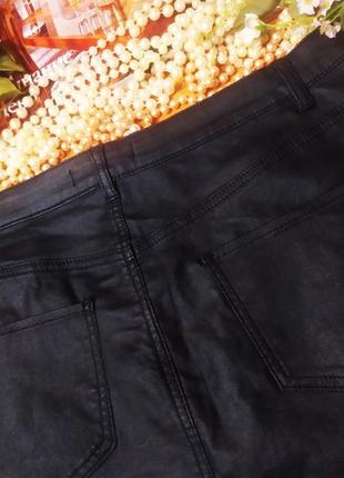 Нереально крутезна стильна чорна юбка пряма трапеція джинс з напиленням під шкіру замочок 16/446 фото