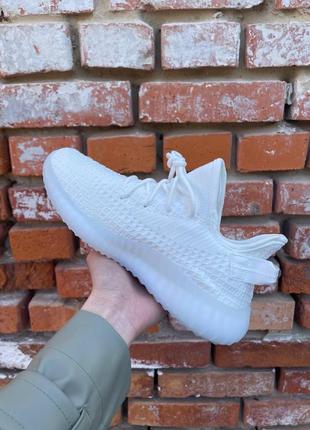 Женские кроссовки adidas yeezy boost 350 v2 white#адидас2 фото