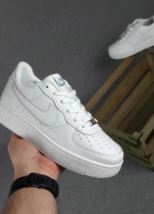 Nike air force белые с теснением sin