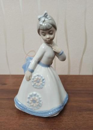 Zaphir lladro девочка в платье с цветами