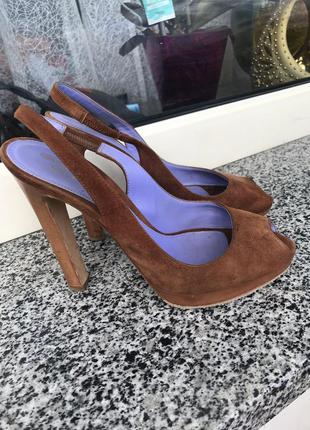 Босоножки на каблуке кожаные замшевые sergio rossi