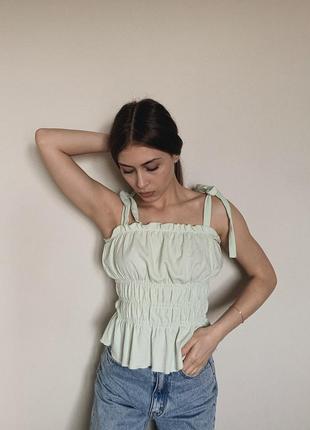 М'яка пам'ятна блуза на зав'язках