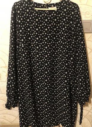 Красивое платье в цветочки h&m