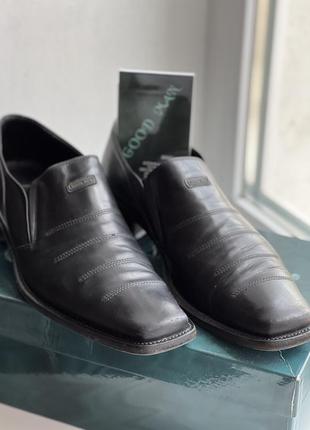 Шкіряні туфлі італійського бренду good man