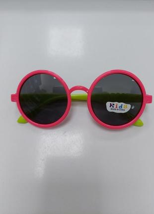 Дитячі сонцезахисні окуляри6 фото