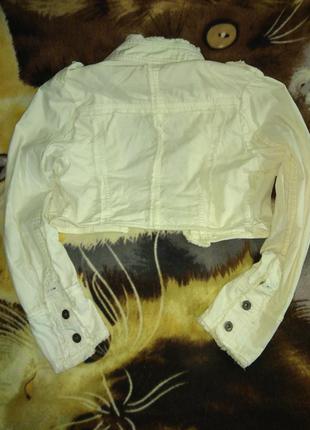 Джинсовая короткая курточка3 фото