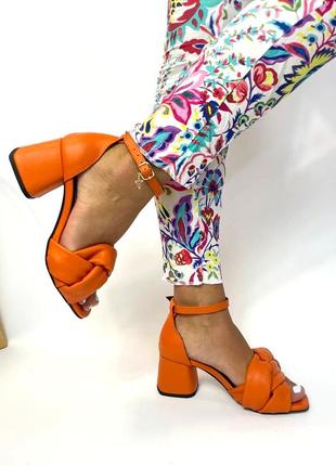 Помаранчеві дизайнерські босоніжки kosa 🌾 натуральна шкіра 🔰 помаранчеві дизайнерські босоніжки kosa натуральна шкіра2 фото