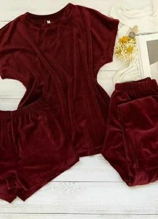 Жіночий приємний до тіла комплект трійка